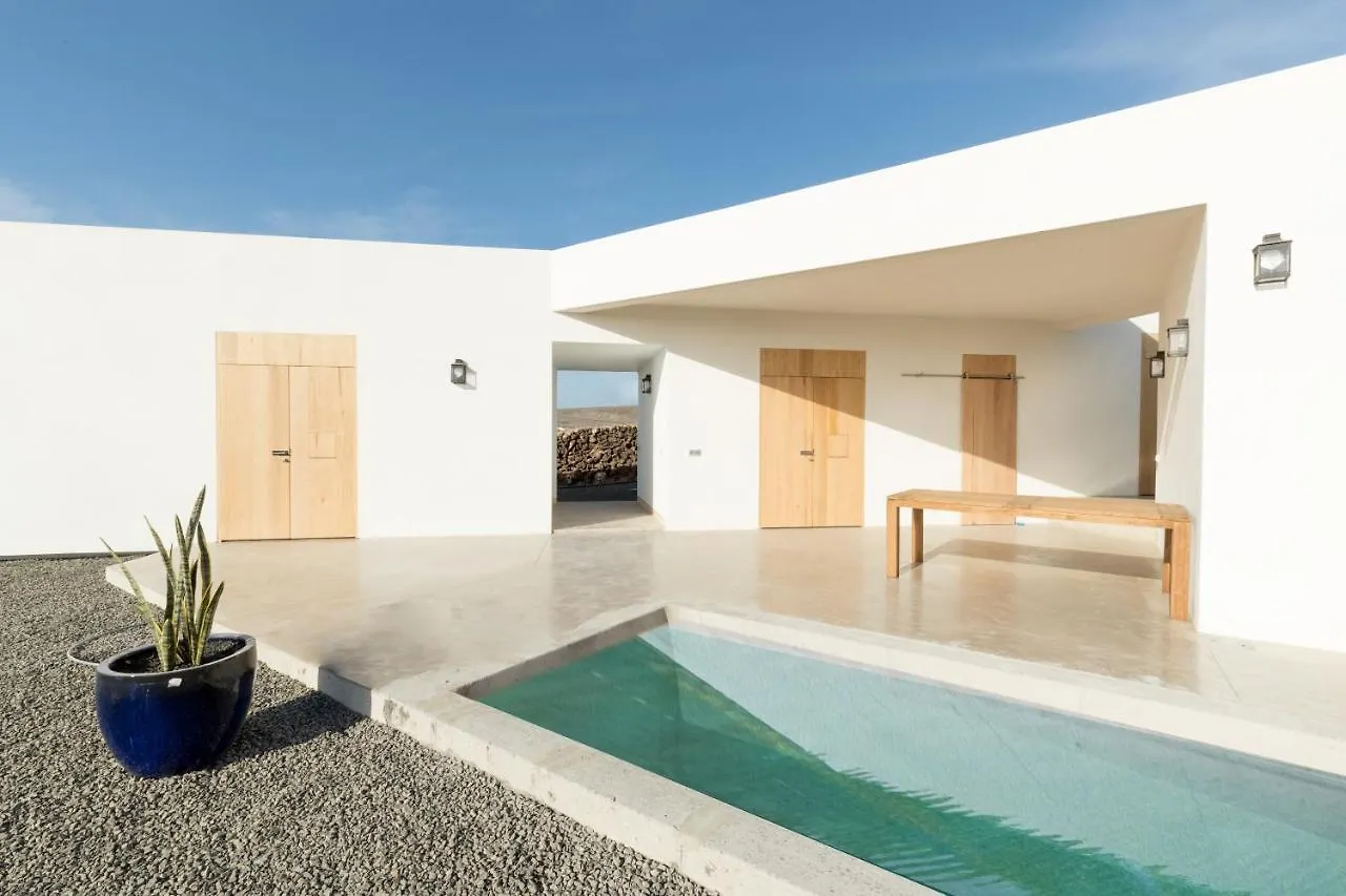 Casa Triangolo Lajares